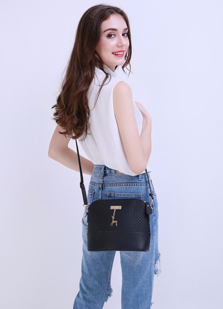 Messenger-Bags-Fashion-Mini-Bag-With-Deer-Toy-Shell-Shape