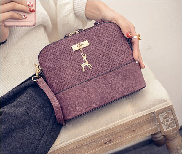 Messenger-Bags-Fashion-Mini-Bag-With-Deer-Toy-Shell-Shape