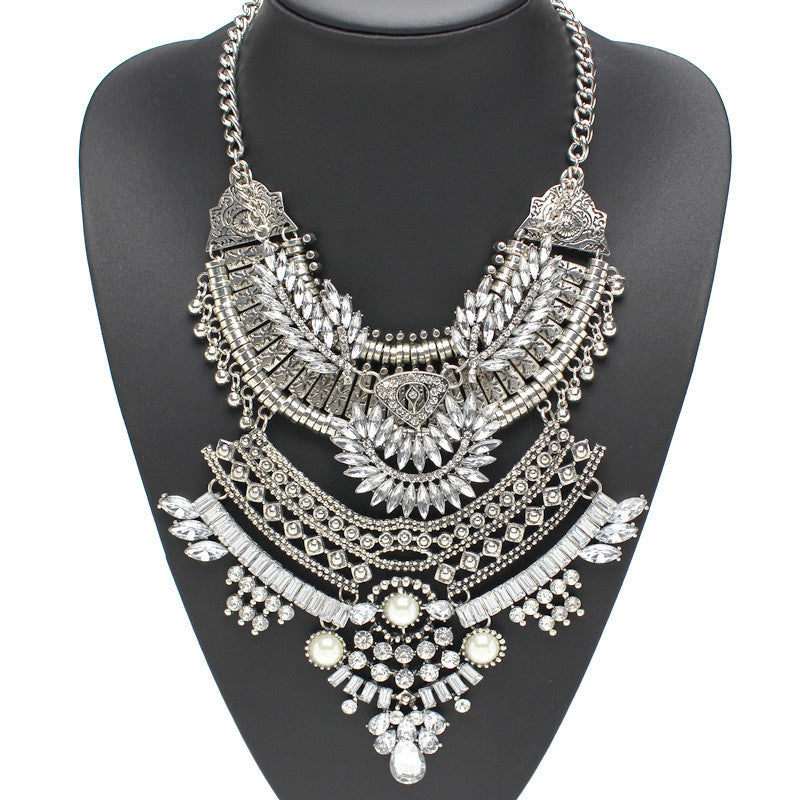 Latest-Exaggerated-Chokers-Fashion-Maxi-Necklaces-Statement-Necklaces-Pendants-Vintage-Carving-Alloy-Crystal-Pendant-Necklace